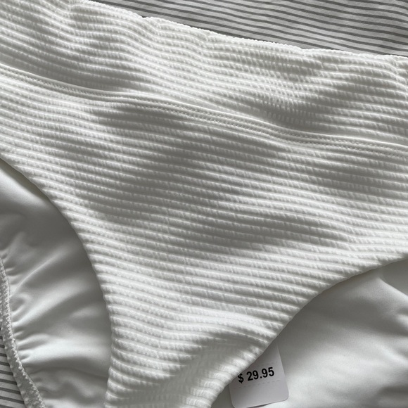 La Vie En Rose Bikini Set - Picture 11 of 12